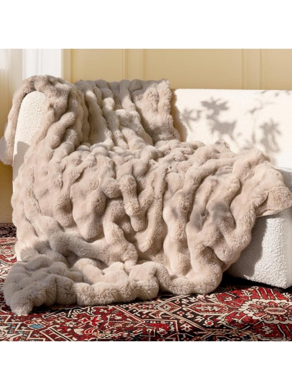 Cozy Oversized Faux Fur Throw Blanket - Soft Plush Fuzzy Bubble Blanket, 50x60